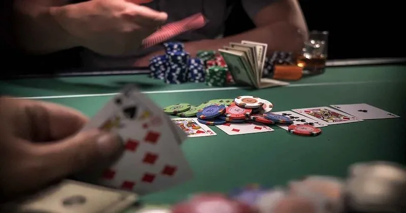Luật chơi Texas Hold’em: dễ học, khó thành thạo Luật chơi Texas Hold’em: dễ học, khó thành thạo